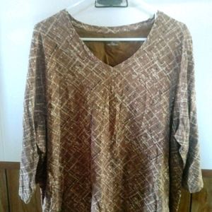 Woman's Plus Size Top